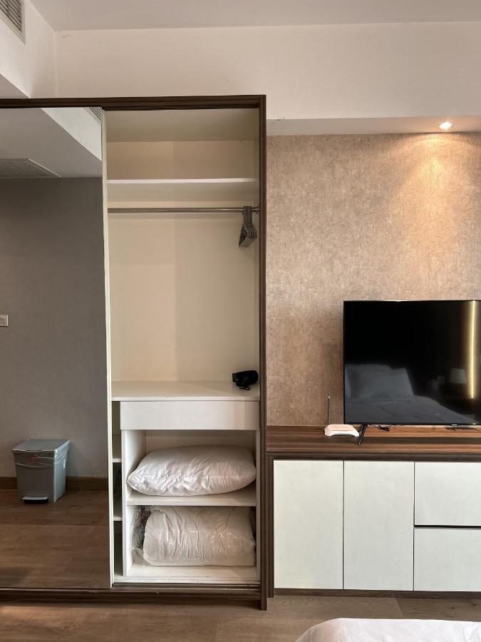 U Residence 2 Studio Apartment Pool View Tangerang Exterior foto